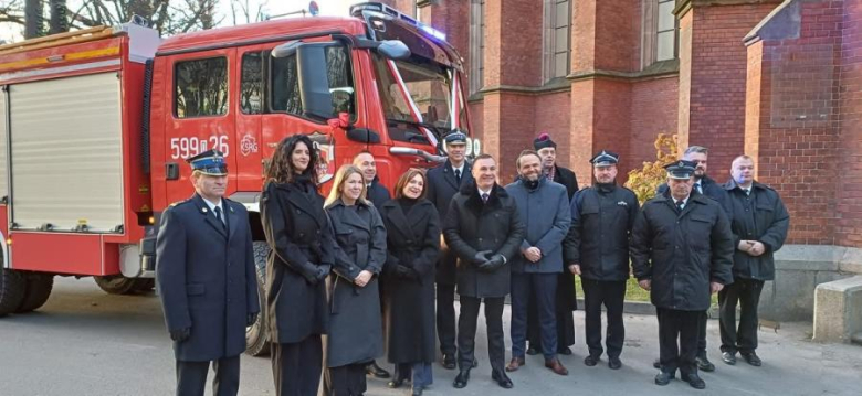 	Nowy sztandar, nowy samochód, ta sama misja – jubileusz 80-lecia OSP Ożary