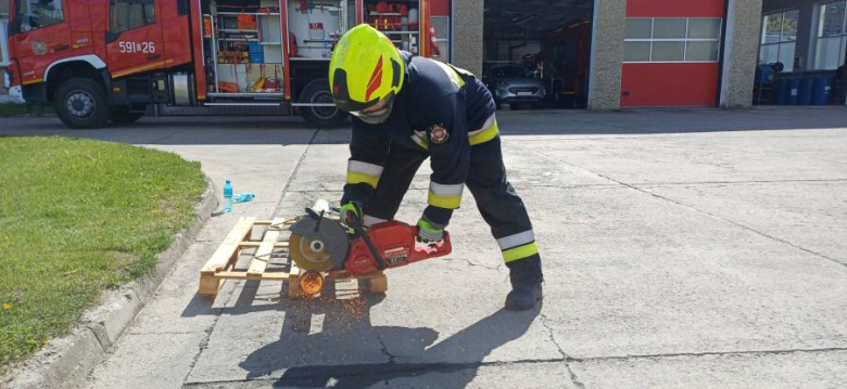 Egzamin końcowy strażaków-ochotników. 26 nowych druhów gotowych do służby
