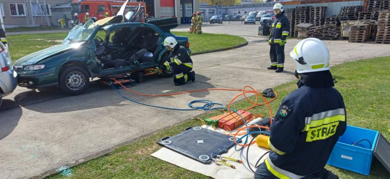 Egzamin końcowy strażaków-ochotników. 26 nowych druhów gotowych do służby