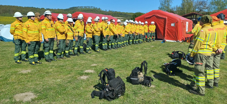 Ćwiczenia specjalistyczne strażaków w Ciepłowodach