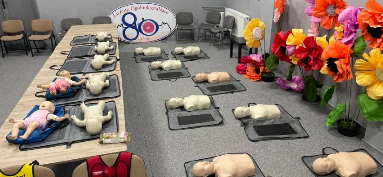 Cykl szkoleń z pierwszej pomocy przedmycznej. Przeszkolono służby oraz mieszkańców