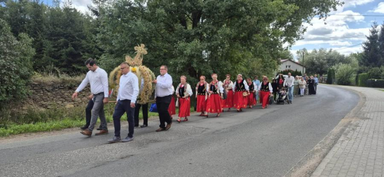 IV Ludowa Przedborowa i dożynki parafialne. Wspólne świętowanie
