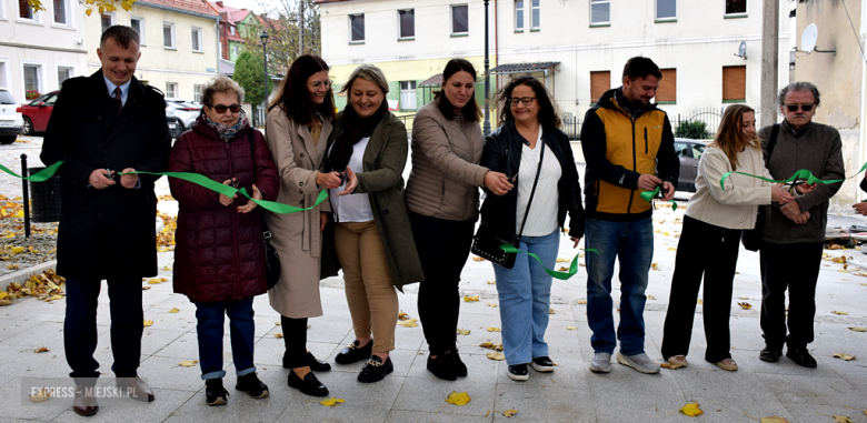 Po rocznej przebudowie Plac Kościelny ponownie otwarty
