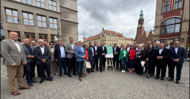 Samorządowcy z Dolnego Śląska mówią „nie” dla dwukadencyjności w samorządzie [konferencja]