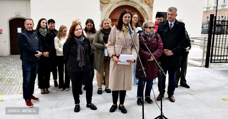Po rocznej przebudowie Plac Kościelny ponownie otwarty