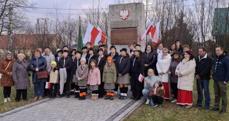11 listopada w Budzowie lokalna społeczność wspólnie uczciła Narodowe Święto Niepodległości