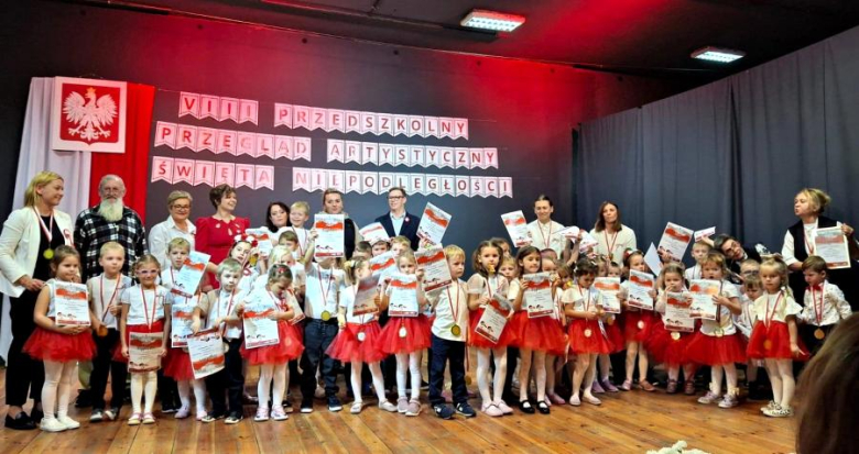 	VIII Przedszkolny Przegląd Artystyczny z okazji Święta Niepodległości