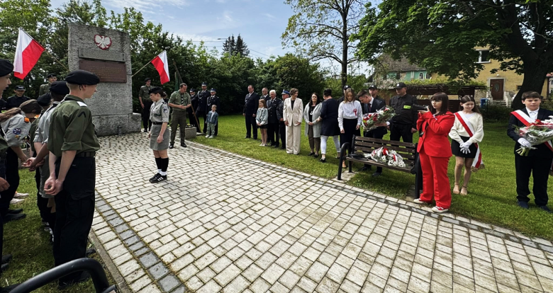 Gminne obchody święta Konstytucji 3 maja w Budzowie
