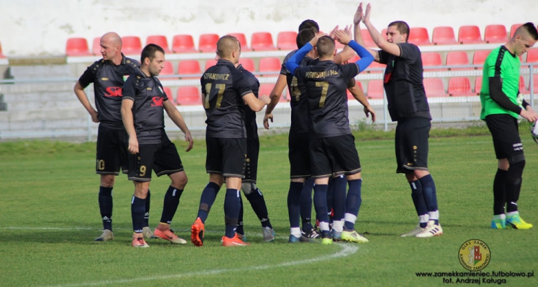 Klasa okręgowa: Zamek Kamieniec Ząbkowicki 0:3 (0:2) Trojan Lądek-Zdrój