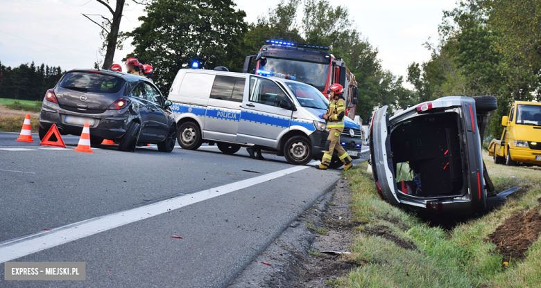 Zderzenie opla i forda między Braszowicami a Ząbkowicami Śląskimi