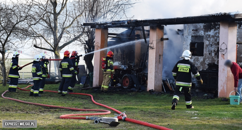 Pożar budynku gospodarczego w Brzeźnicy