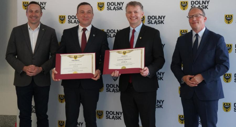 Ponad 3.6 mln zł dla samorządów z powiatu na rozwój wsi, gospodarkę wodną i wsparcie rolnictwa