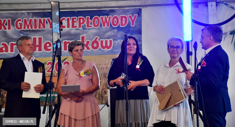 Święto plonów w Starym Henrykowie (gm. Ciepłowody)