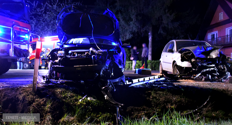 Zderzenie kii i forda na krajowej ósemce