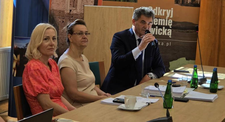 Sesja absolutoryjna w Powiecie Ząbkowickim