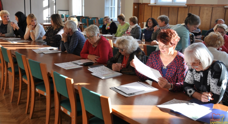 Konferencja zdrowotna dla seniorów w ząbkowickim starostwie