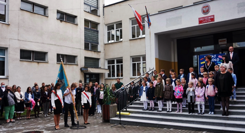 Uroczyste rozpoczęcie roku szkolnego w Szkole Podstawowej w Złotym Stoku