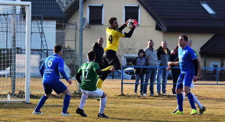 Klasa okręgowa: Włókniarz Kudowa-Zdrój 0:2 (0:1) Skałki Stolec 