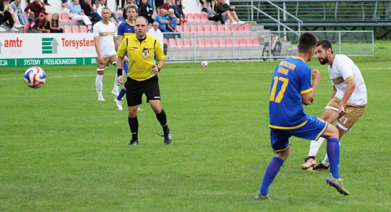 Klasa okręgowa: Zamek Kamieniec 2:1 (0:1)  LKS Bystrzyca Górna