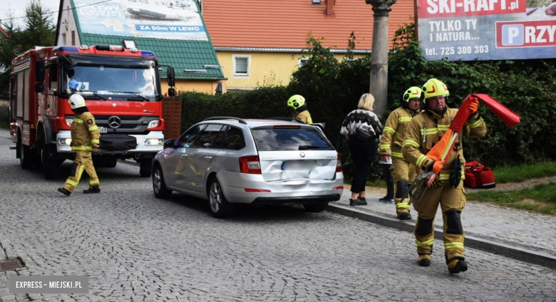 Zderzenie dwóch pojazdów w Bardzie