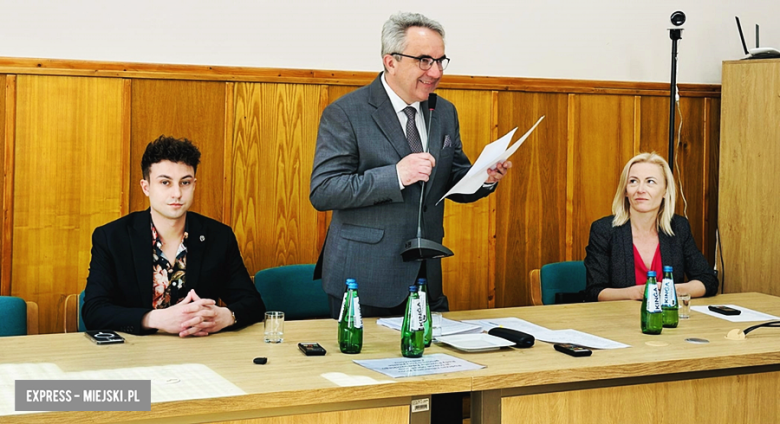 	II Sesja Rady Powiatu Ząbkowickiego VII kadencji