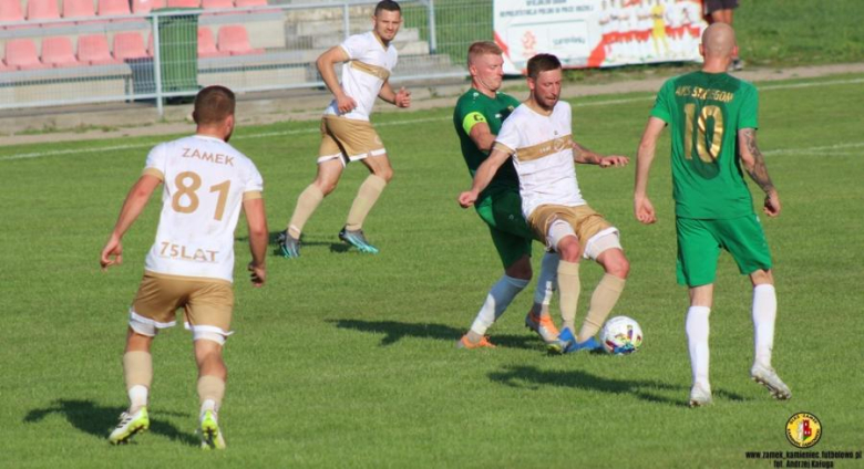 Klasa okręgowa: Zamek Kamieniec Ząbkowicki 1:1 (0:0) AKS Strzegom