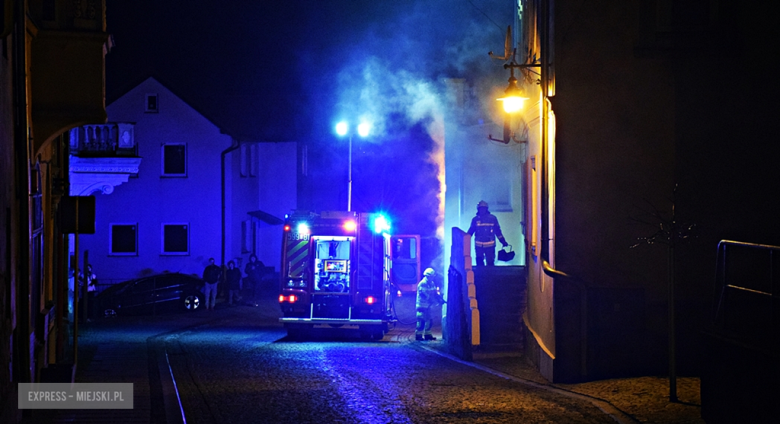 Pożar mieszkania na ul. Głównej w Bardzie