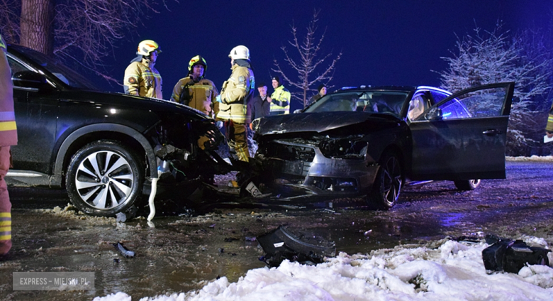 Zderzenie BYD oraz audi w Kamieńcu Ząbkowickim [foto]