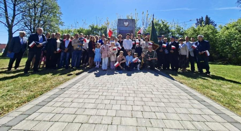 Uroczyście i wspólnie – obchody Święta Konstytucji 3 Maja w gminie Stoszowice