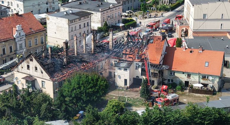 Pożar budynku wielorodzinnego przy ul. Złotostockiej w Kamieńcu Ząbkowickim