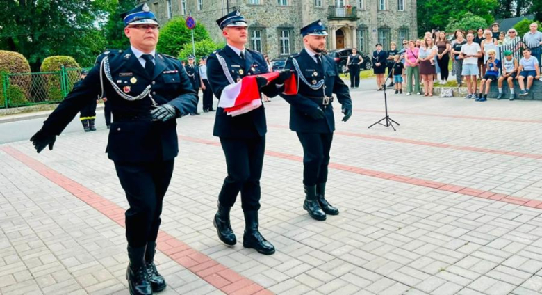 80 lat OSP Henryków. Jubileusz jednostki z udziałem strażaków, mieszkańców i samorządowców