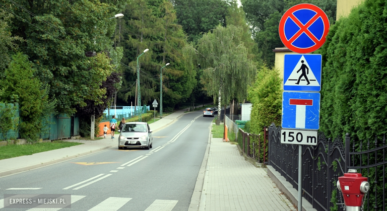 Nie przejedziesz przez skrzyżowanie ul. Żeromskiego z Kusocińskiego. Trwają roboty drogowe