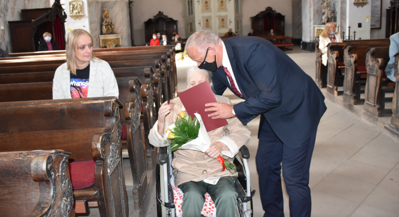 W gminie Bardo odbyły się uroczyste Msze Święte w intencji seniorów z okazji Międzynarodowego Dnia Osób Starszych, który miał miejsce 1 października