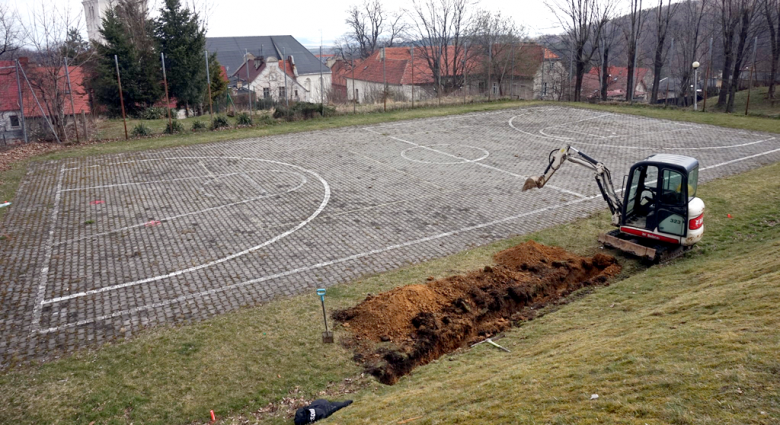 Ruszyły prace z budową skateparku w Złotym Stoku