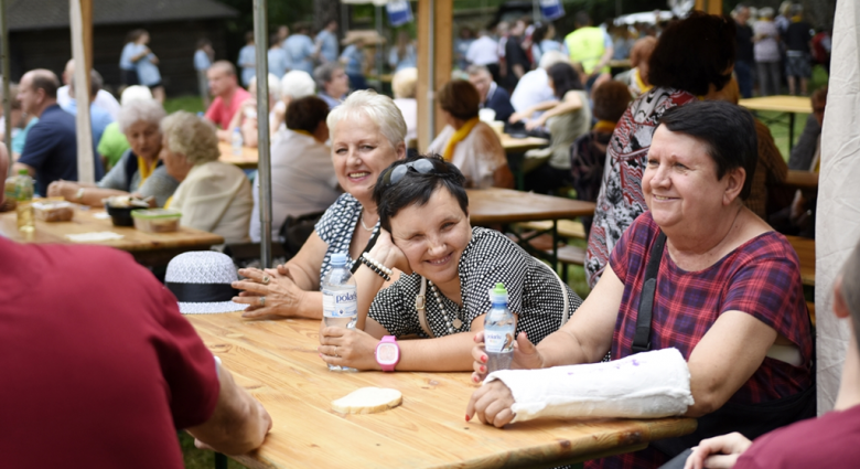 13. Pielgrzymka i Piknik Osób Niepełnosprawnych w Henrykowie