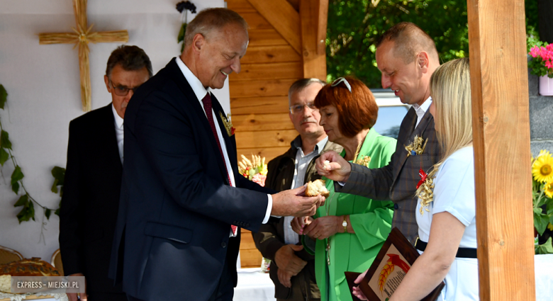 Dożynki Gminy Bardo w Dzbanowie