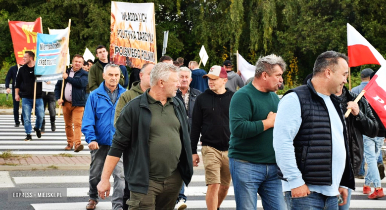 Protest rolników na krajowej ósemce