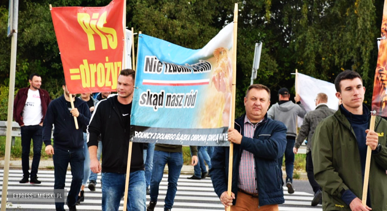 Protest rolników na krajowej ósemce