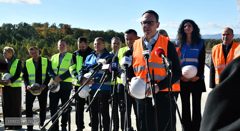Zakończenie prac na zbiorniku wodnym Topola. Briefing prasowy