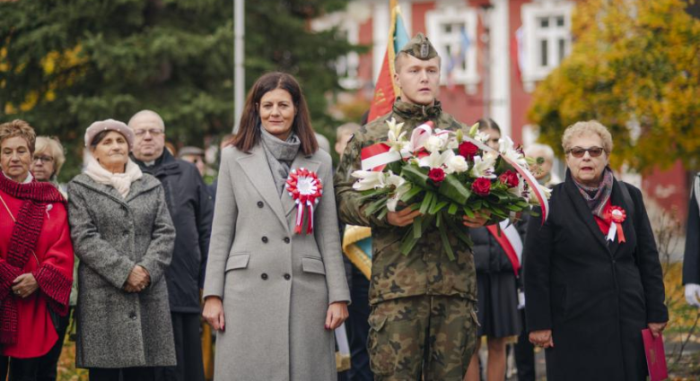 Narodowe Święto Niepodległości w Złotym Stoku – wspólna modlitwa, przemarsz i hołd dla Ojczyzny