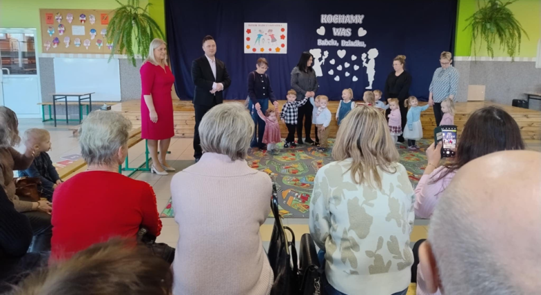 Dzień Babci i Dziadka w Żłobku Gminnym w Ciepłowodach