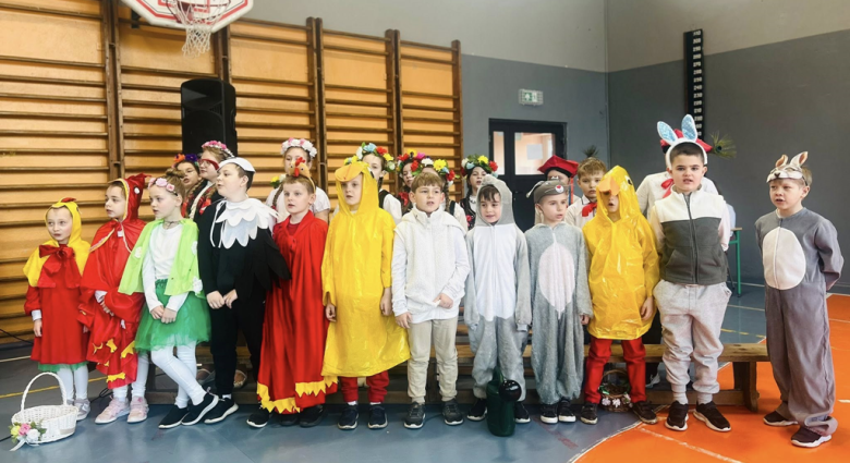 Apel wielkanocny w Szkole Podstawowej w Henrykowie