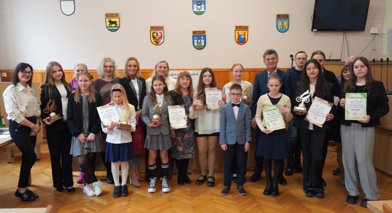 Powiatowe eliminacje „Pegazika” rozstrzygnięte. Znamy laureatów konkursu recytatorskiego