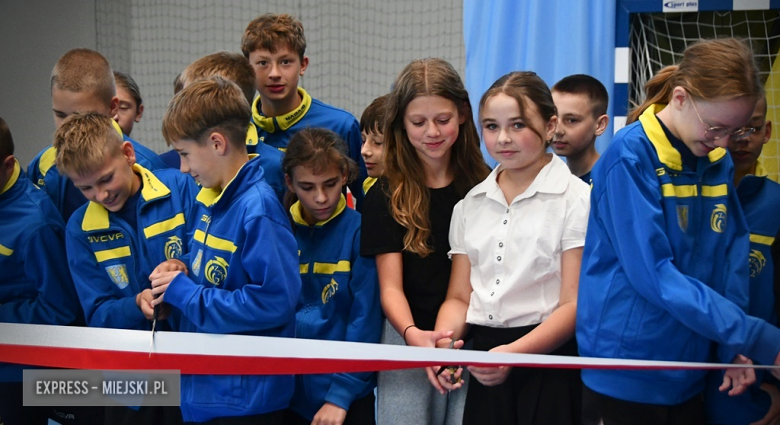 Uroczyste otwarcie zmodernizowanej hali sportowej w Kamieńcu Ząbkowickim