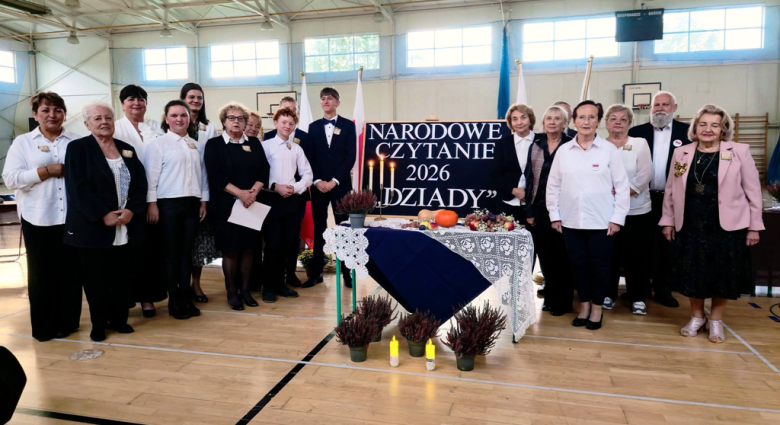 Narodowe Czytanie połączyło pokolenia w Złotym Stoku