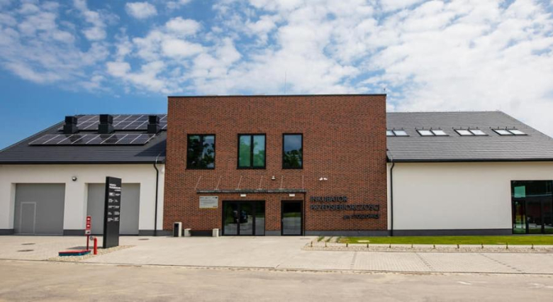 	Atrakcyjna siedziba dla biznesu. Oferta Inkubatora Przedsiębiorczości w Budzowie