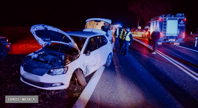 Zderzenie BMW i Skody między Ząbkowicami Śląskimi a Szklarami