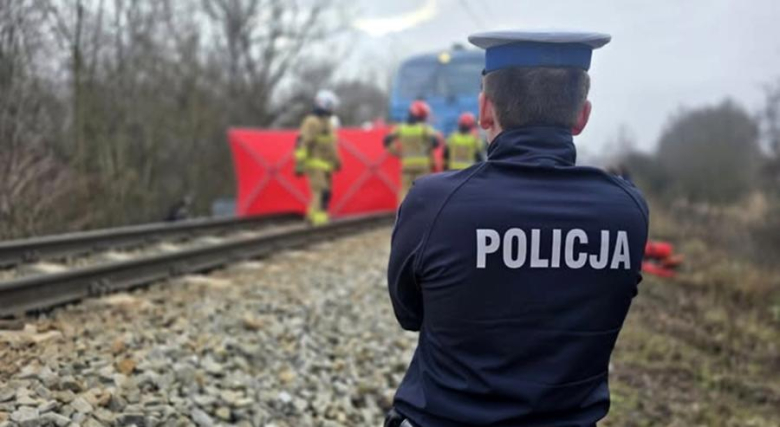 	Śmiertelny wypadek na przejeździe kolejowym w Ziębicach. Nie żyją dwie osoby