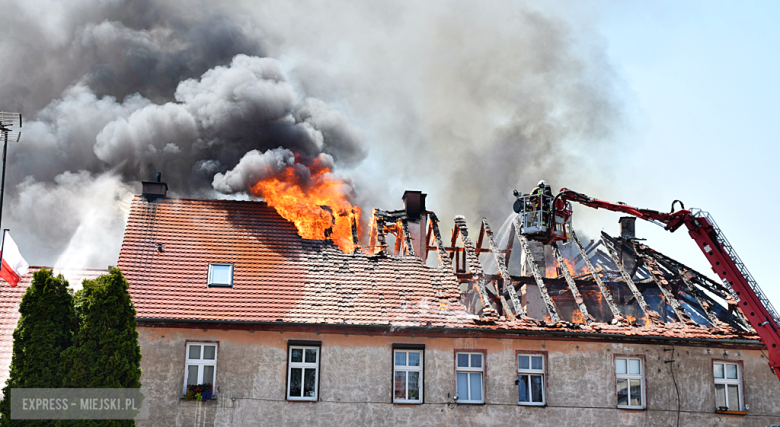 Pożar budynku wielorodzinnego przy ul. Złotostockiej w Kamieńcu Ząbkowickim