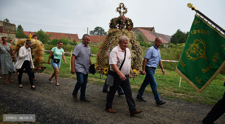 Uroczysty korowód podczas święta plonów w Ciepłowodach [foto]